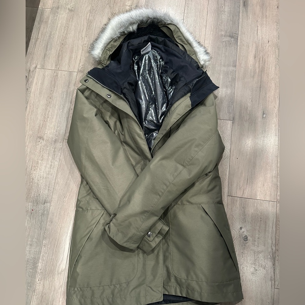 Columbia Olive Green Parka with Faux Fur Hood Interchange style
